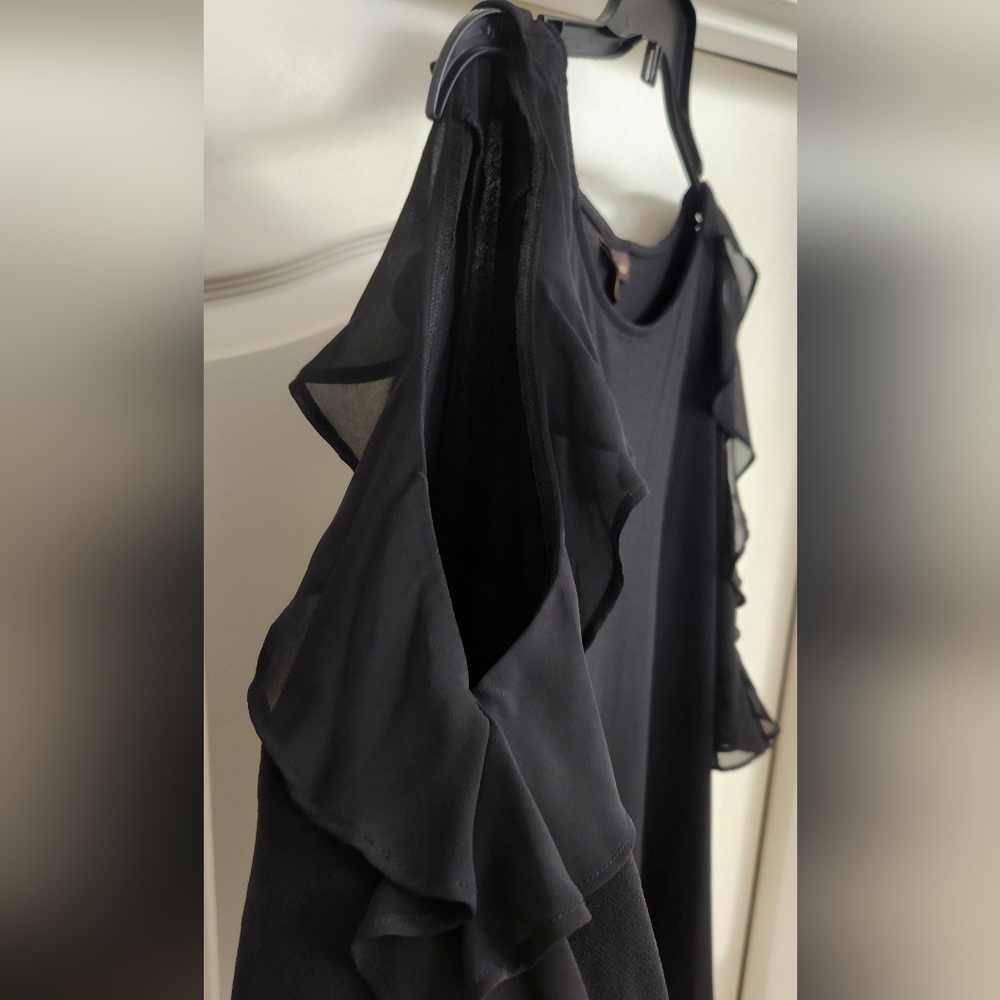 Bold Elements Elegant Black Ruffle Cold Shoulder … - image 4